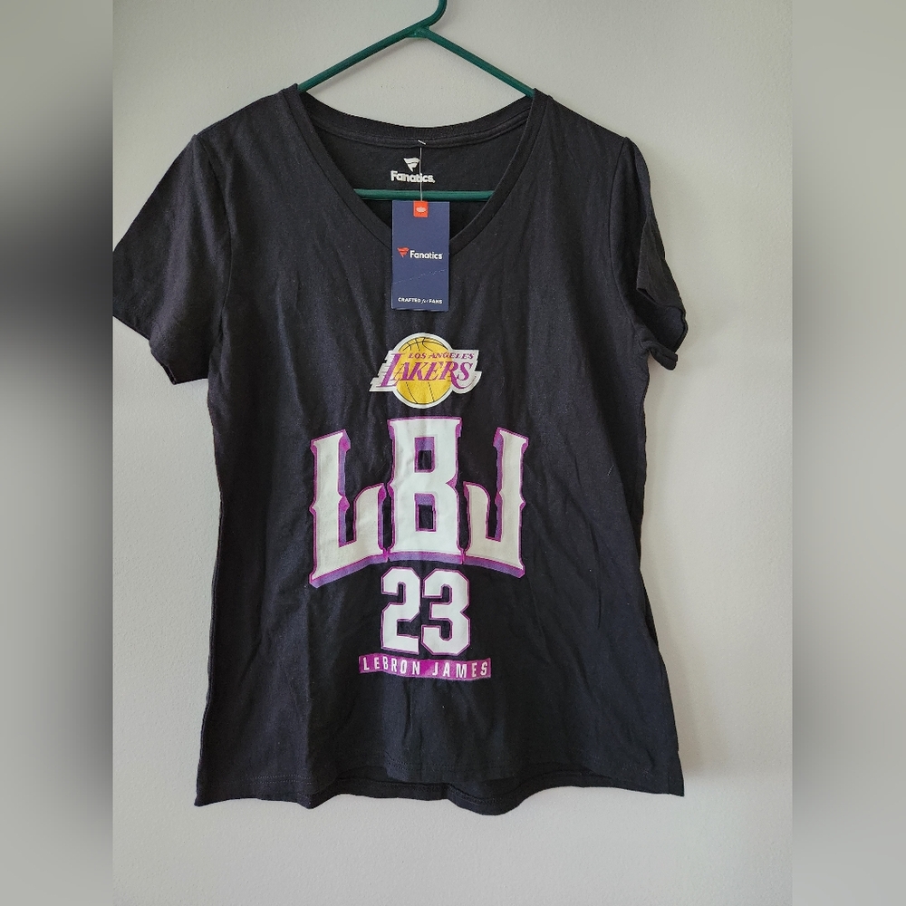 4 for $40 NWT Fanatics Lebron James LBJ #23 LA Lakers T-Shirt Size Medium
